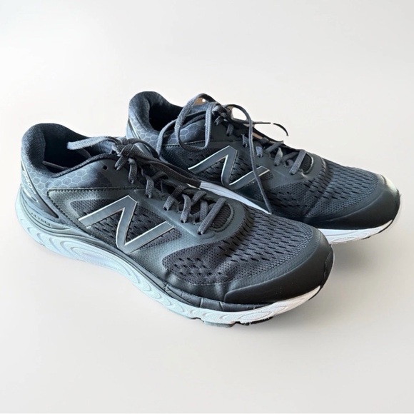 NEW BALANCE Men’s 840 V4 M840BK4 Running Shoes Size 13 - Picture 3 of 11